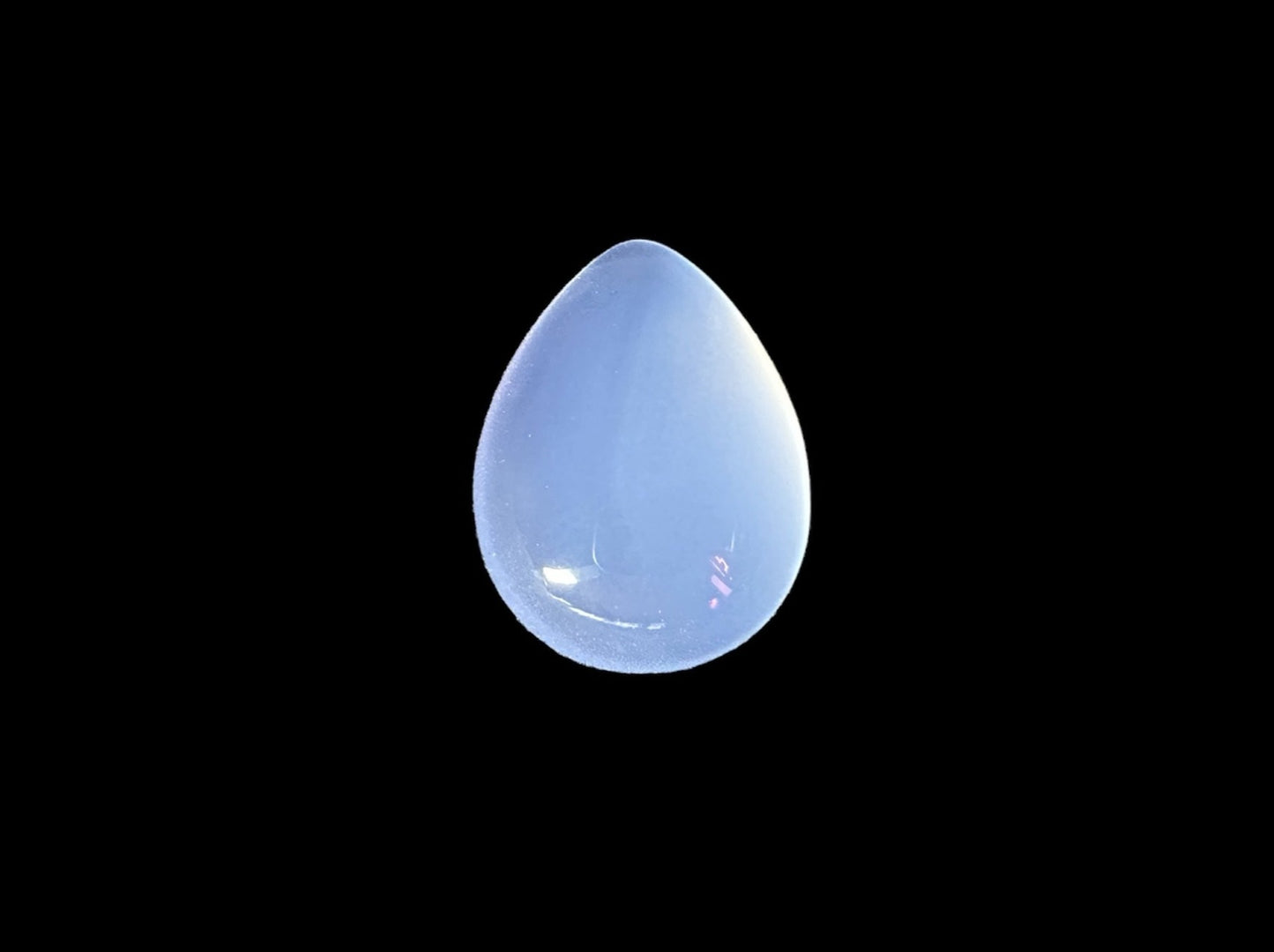 Blue Chalcedony Cabochon 8 Carats Tear-Shape